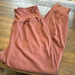 Old Navy active high rise joggers size L
